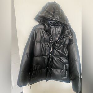 PrettyLittleThing Shiny Black Puffer Jacket